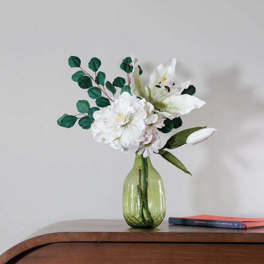 Bouquet fleurs en papier Picasso, composition florale papier tons audacieux vue de face - Flowrette