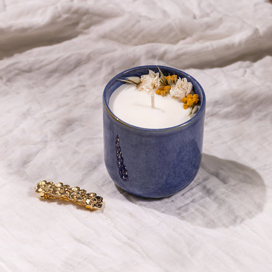 Coffret désir avec bougie et accessoires, vue de face - Flowrette
