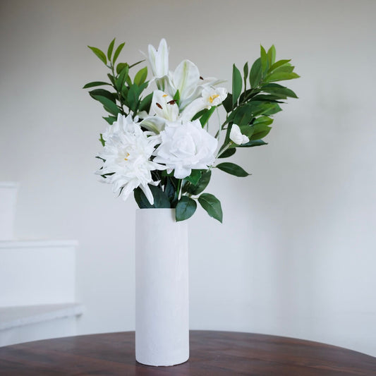 Bouquet de fleurs artificielles Genevieve, vue de face composition romantique - Flowrette